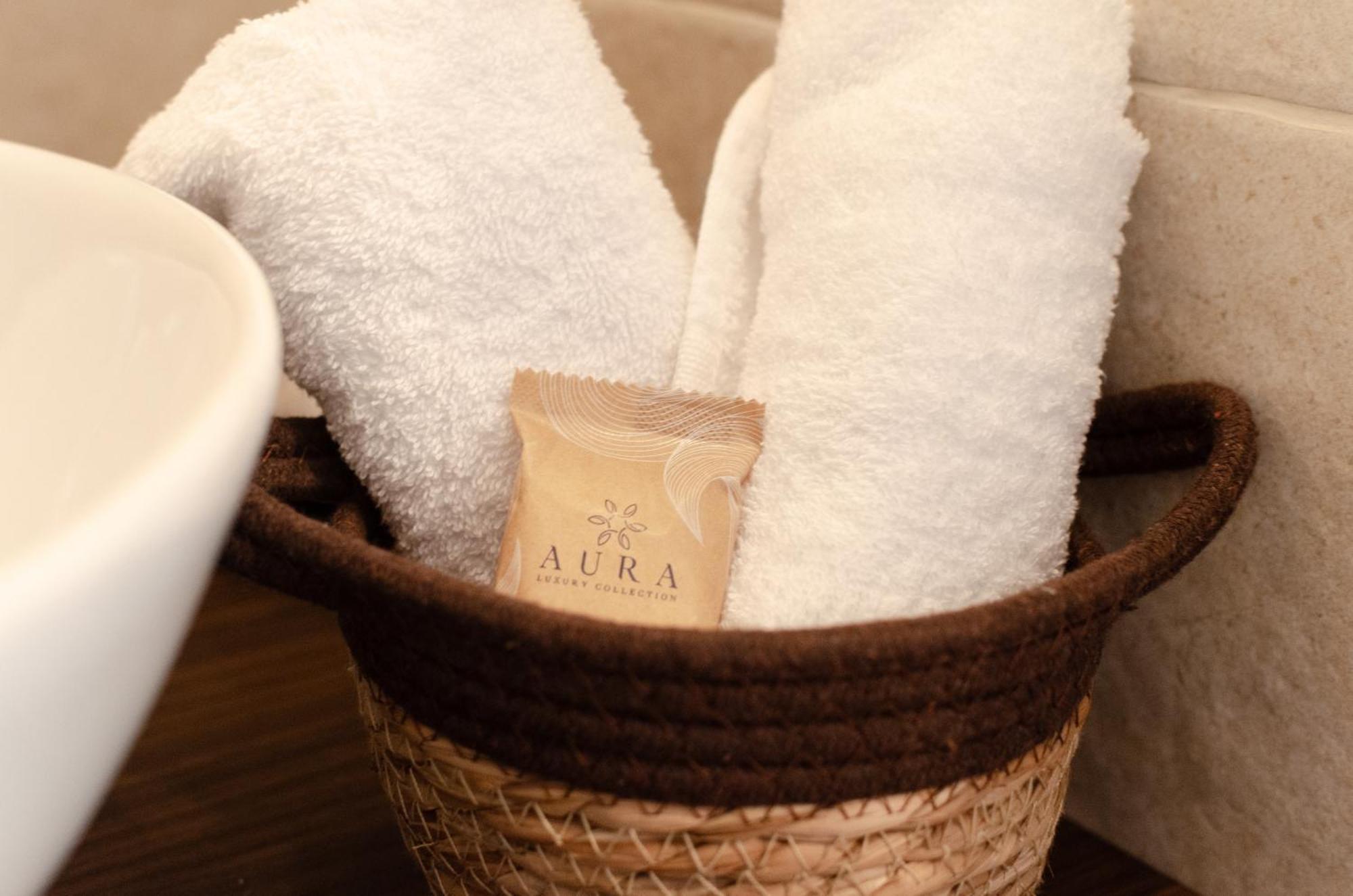 Aca Suite Luxury With Jacuzzi Adelfia Buitenkant foto